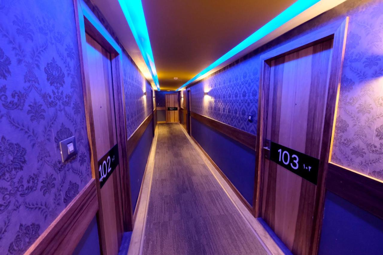 Royal Court Hotel ラマッラ エクステリア 写真