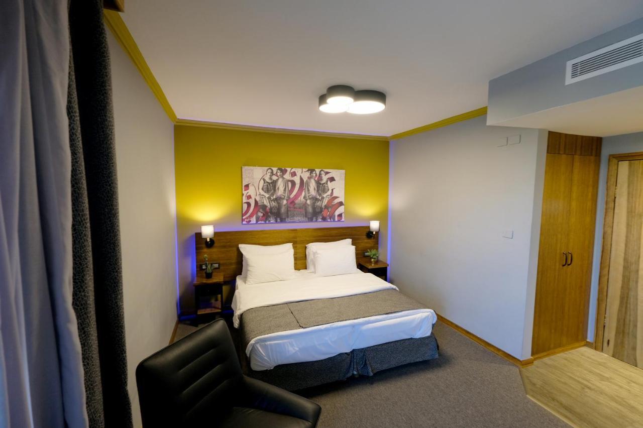 Royal Court Hotel ラマッラ エクステリア 写真
