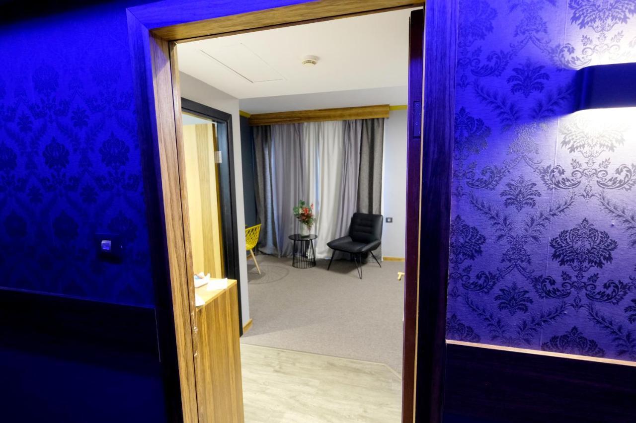 Royal Court Hotel ラマッラ エクステリア 写真